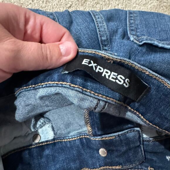 Express Distressed Jean Shorts Style Shortie High Rise Women's Size 6 Rolled Hem - Picture 8 of 10